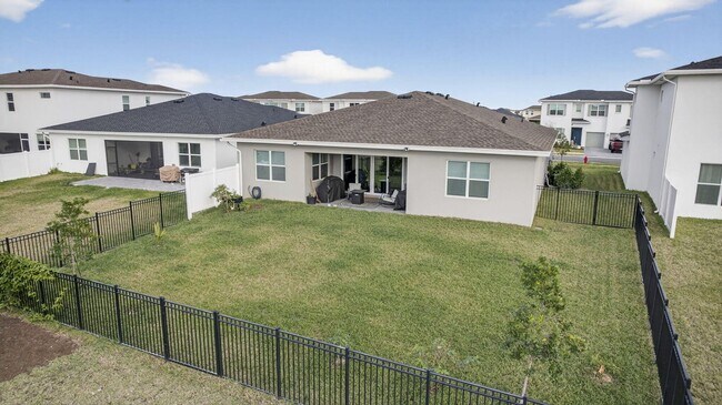 Building Photo - 1543 Stockbridge St