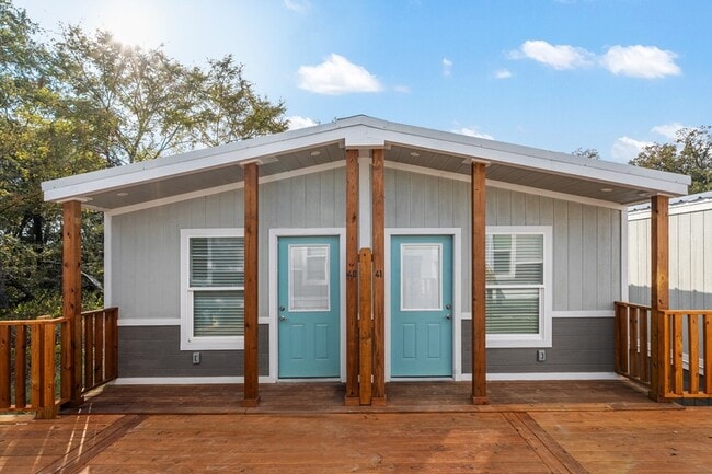 Building Photo - 720 Pritchett Ln