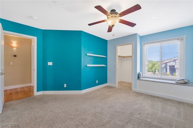 Building Photo - 271 Pointe Ranier Ave