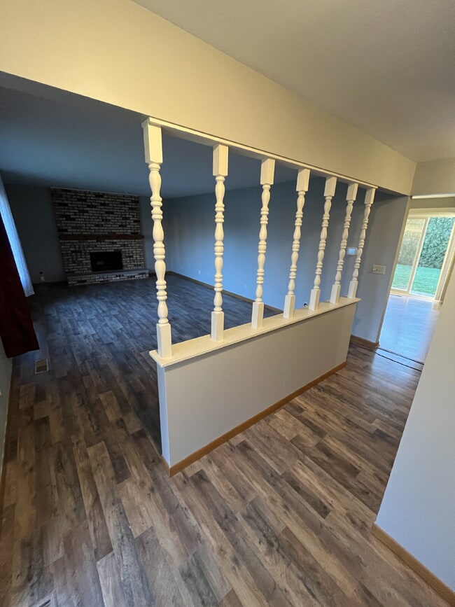 Building Photo - 1331 Spruce Ave