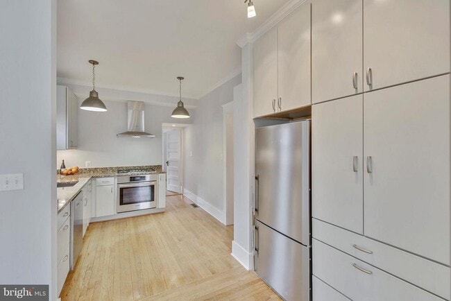 Building Photo - 3515 Bradley Ln