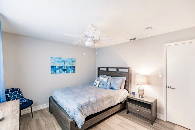 Building Photo - Updated 3-bedroom, 2-bath single-family home w/ Heated Saltwater Pool