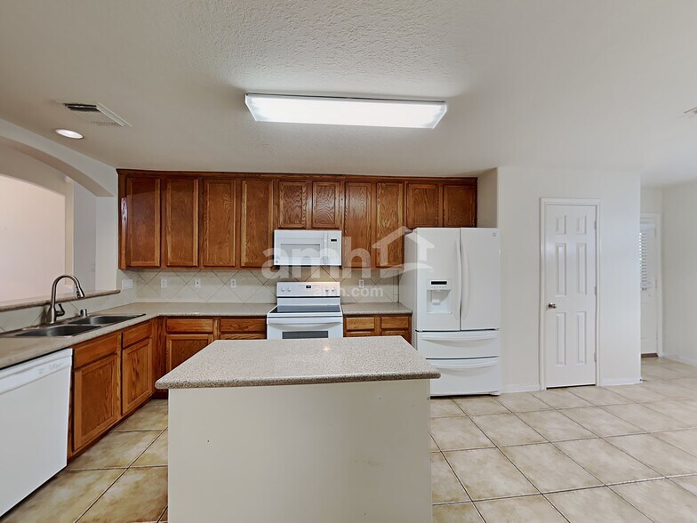 Building Photo - 3218 Woodchuck Rd