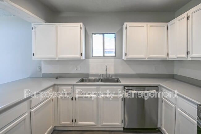 Building Photo - 8224 NW 87th St