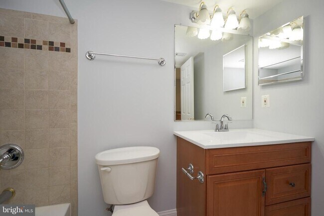 Building Photo - 22746 Oatlands Grove Pl
