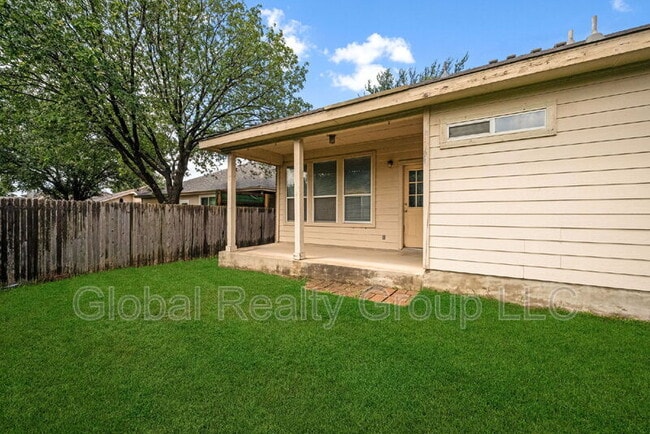 Building Photo - 229 Spice Oak Ln
