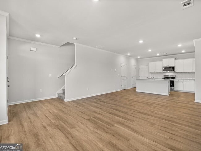 Building Photo - 6741 Leigh St