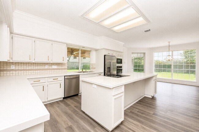 Building Photo - 11102 Brook Mill Ct