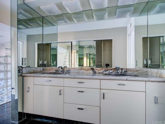Building Photo - 27780 Inverness-