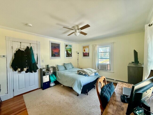 Building Photo - 207 Whitwell St