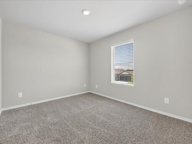 Building Photo - 5568 Corduroy Rd