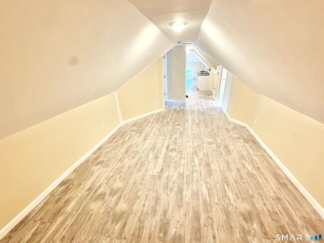 Building Photo - 129-131 Highland Ave