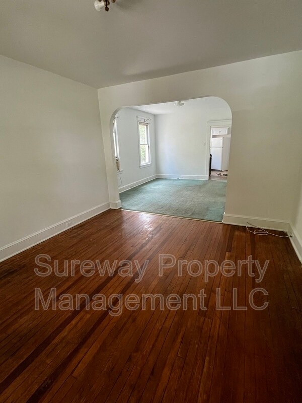 Building Photo - 112 N 4th Ave