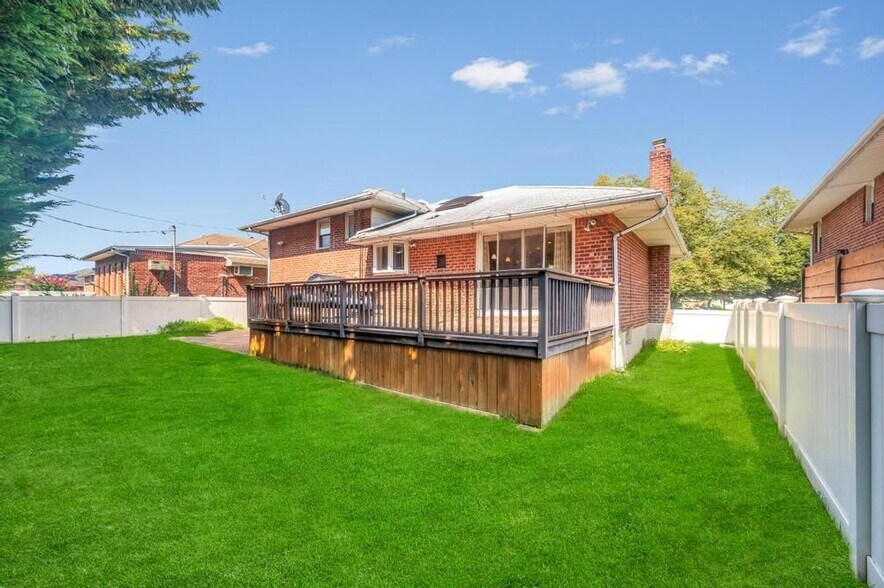 Building Photo - 51 Bellwood Dr