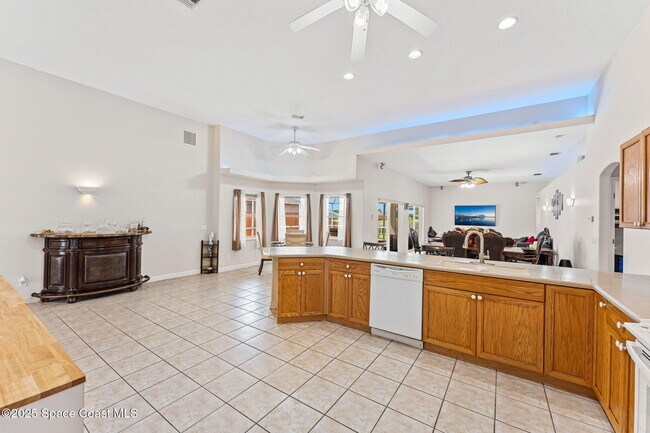 Building Photo - 3502 Tipperary Dr