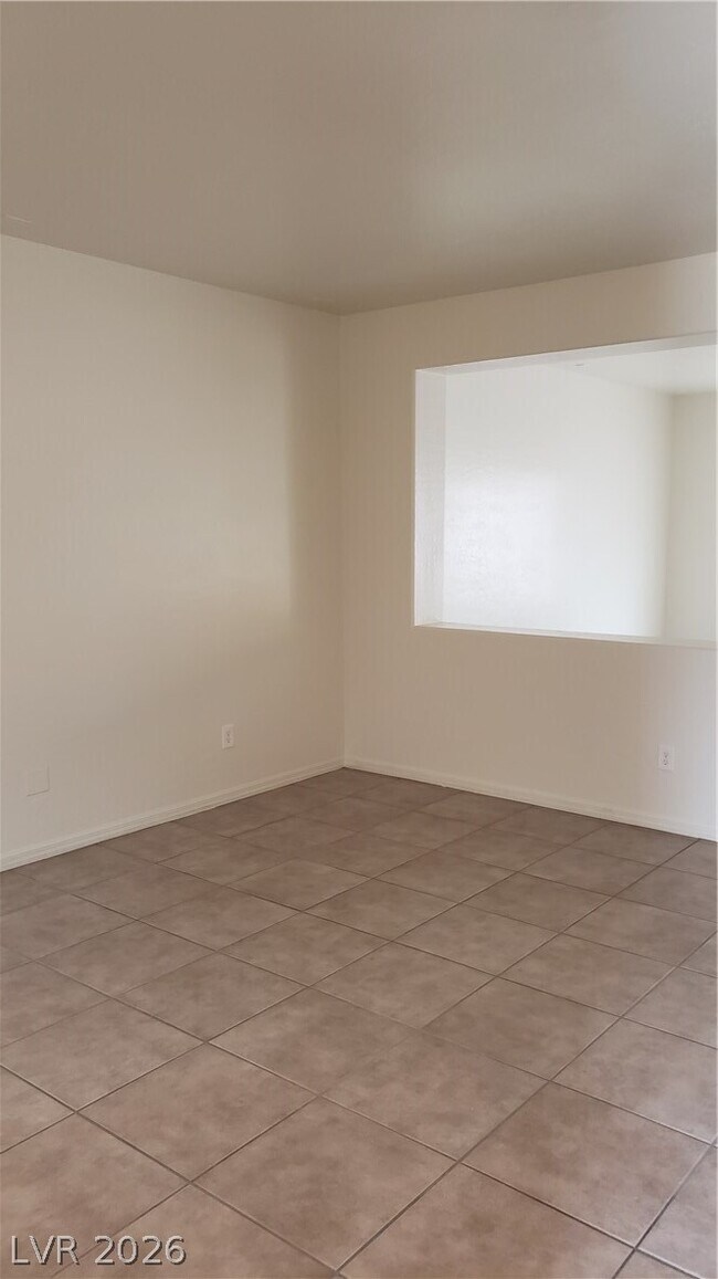 Building Photo - 5526 Moonlight Gdn St