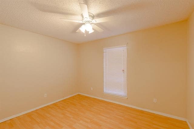 Building Photo - 816 Whitehall Dr