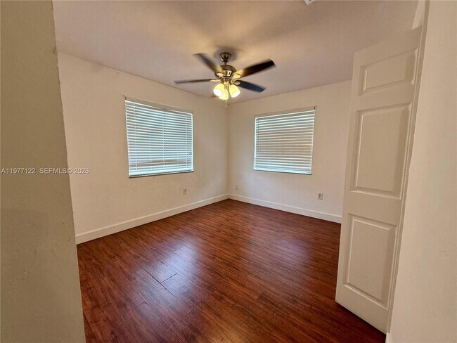 Building Photo - 16665 SW 93rd Ct