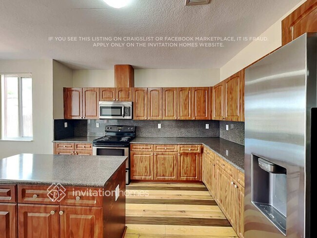 Building Photo - 1808 SW 153rd Pass