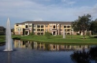 Building Photo - 10125 Courtney Palms Blvd