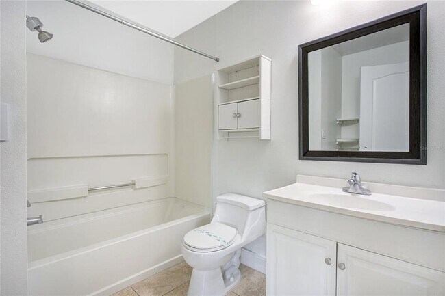 Building Photo - 2053 Dixie Belle Dr
