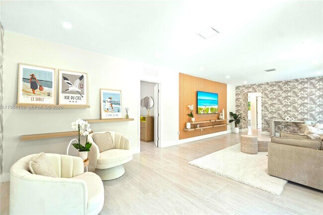 Building Photo - 1345 SW 14th Ave