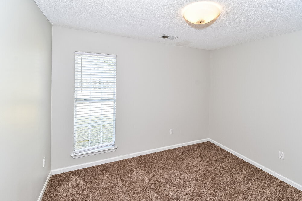 Building Photo - 5651 Carter Dr
