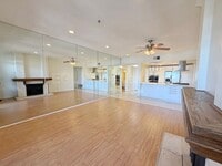 Building Photo - 2559 Plaza del Amo