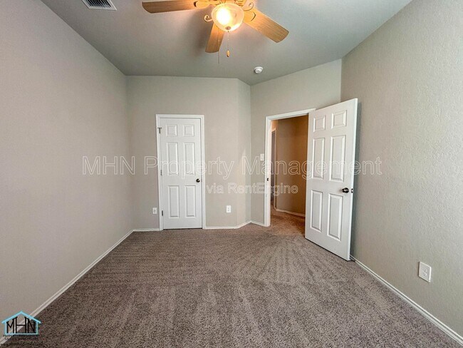 Building Photo - 4619 Heathers Star St