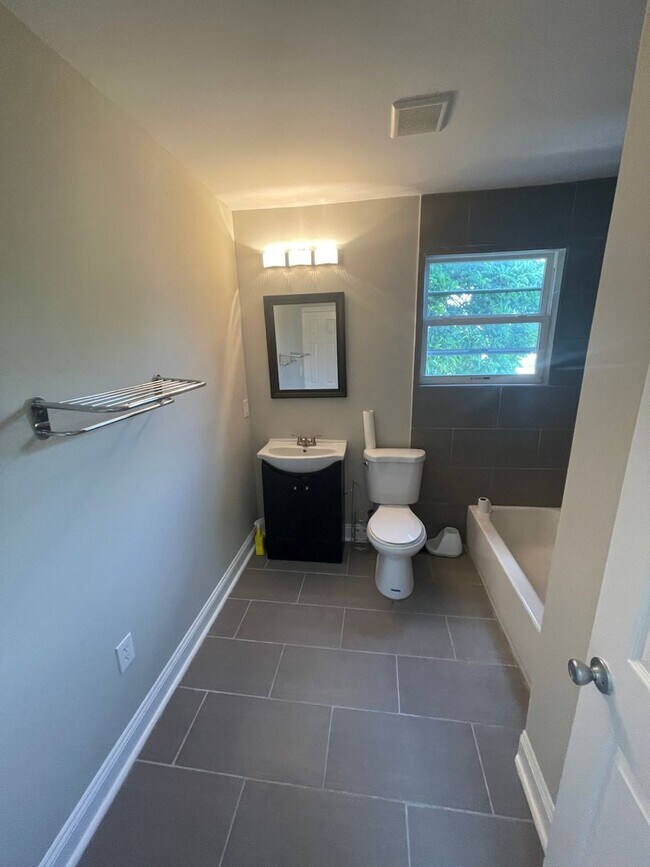 Building Photo - 5032 East Capitol St NE