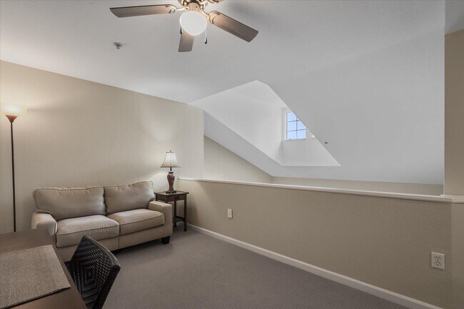 Building Photo - 2801 Chancellorsville Dr