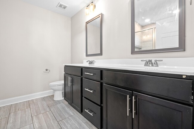 Building Photo - 1163 Eagles Nest Ln