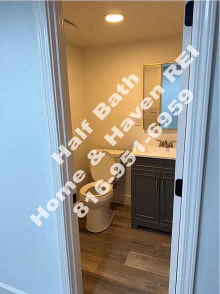 Building Photo - 10503 E Scarritt Ave