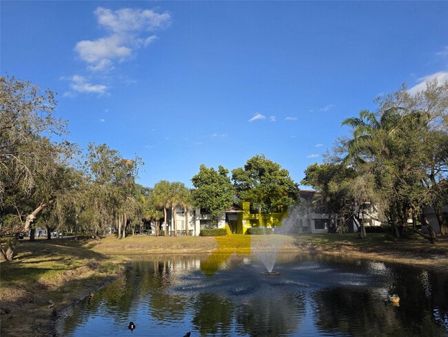 Building Photo - 651 Lyons Rd