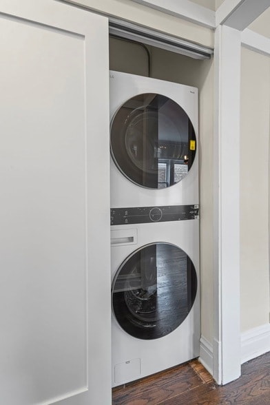 Building Photo - 2712 W Winnemac Ave