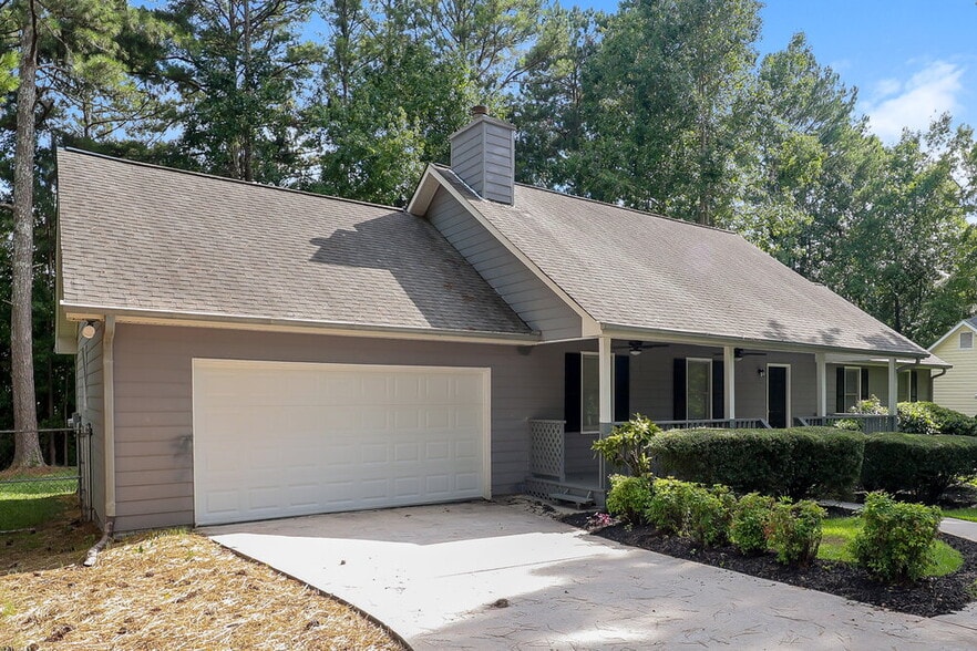 Building Photo - 1604 Carriage Hills Dr