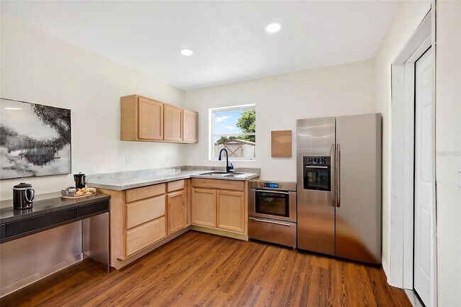 Building Photo - 34816 Evergreen Way