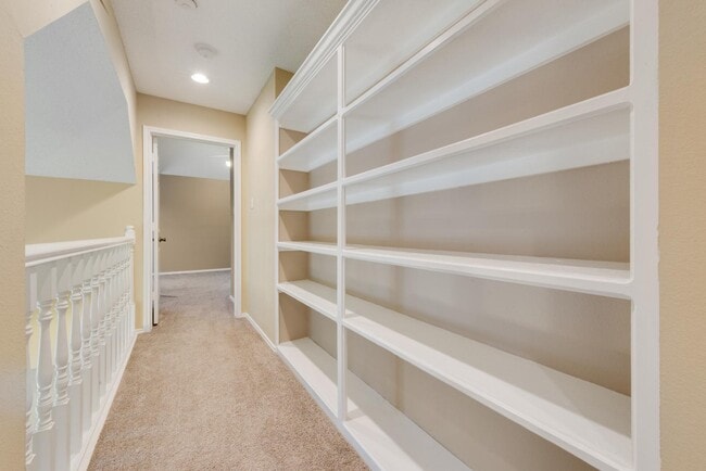 Building Photo - 209 Cimarron Trail