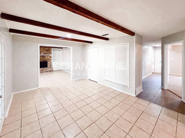 Building Photo - 1306 Duane St