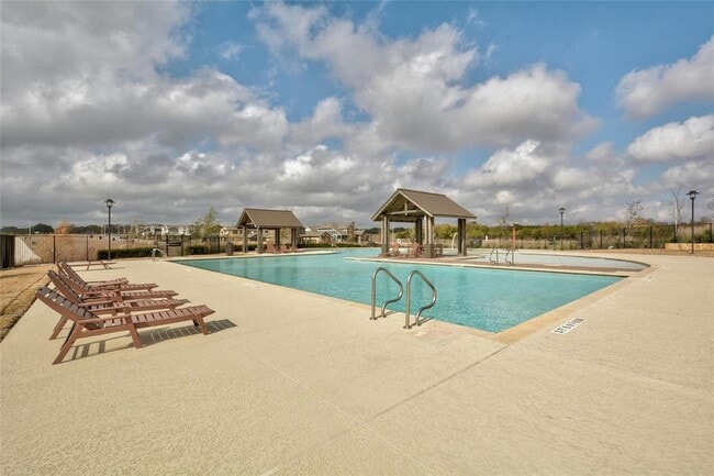 Building Photo - 1525 Arborside Dr