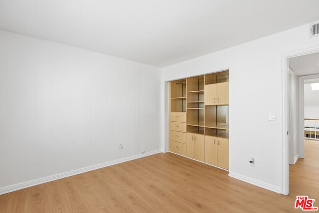 Building Photo - 13326 Maxella Ave