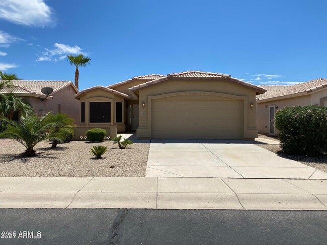 Primary Photo - 1461 E La Costa Dr