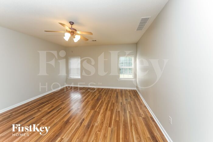 Building Photo - 6358 Red Bird Dr