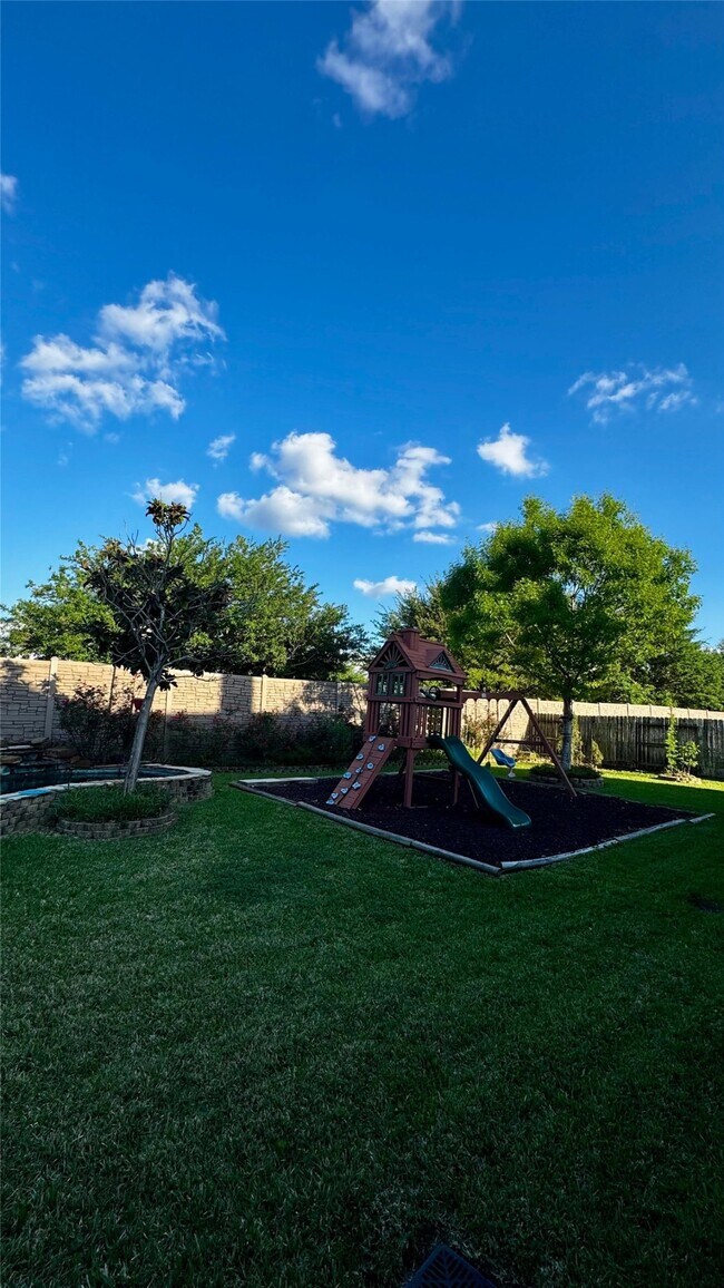 Building Photo - 2014 Palmetto Glen Ln