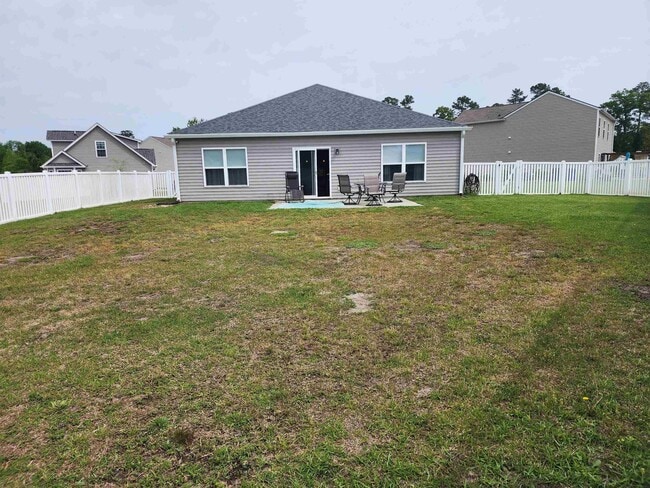 Building Photo - 1300 Arbor Ct