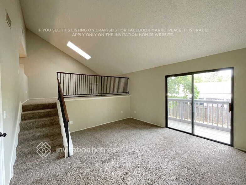 Building Photo - 5927 Moon Rock Way