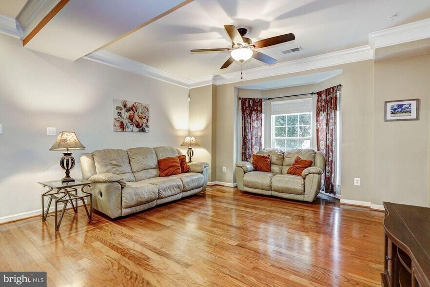 Building Photo - 7289 Elkridge Crossing Way