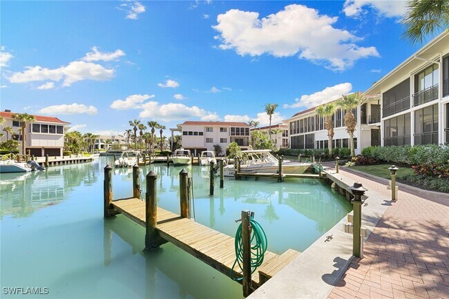 Building Photo - 2203 Gulf Shore Blvd N