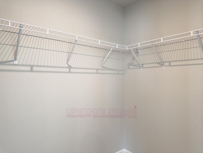 Building Photo - 165 Randwick Ln