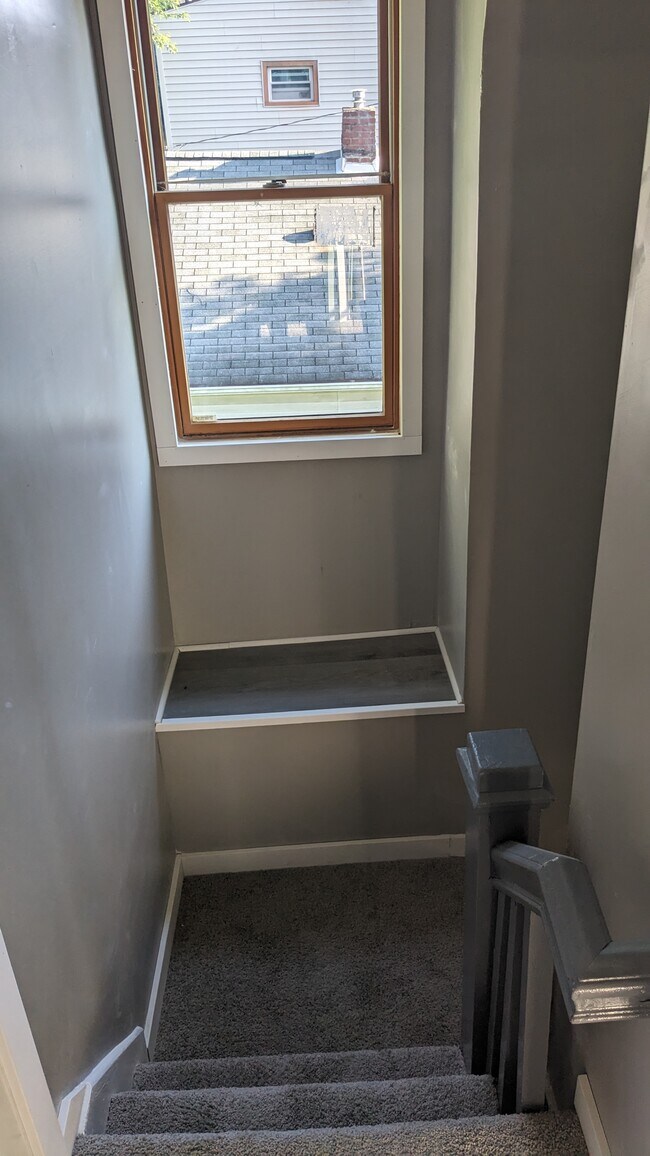 Building Photo - 1723 Rebecca St